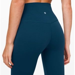 Lululemon Align Crop *21" Night Diver Dark Blue Sz 4